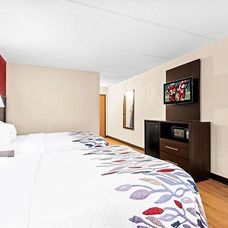 Red Roof Inn Кортланд Екстериор снимка