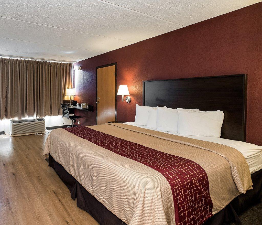 Red Roof Inn Кортланд Екстериор снимка